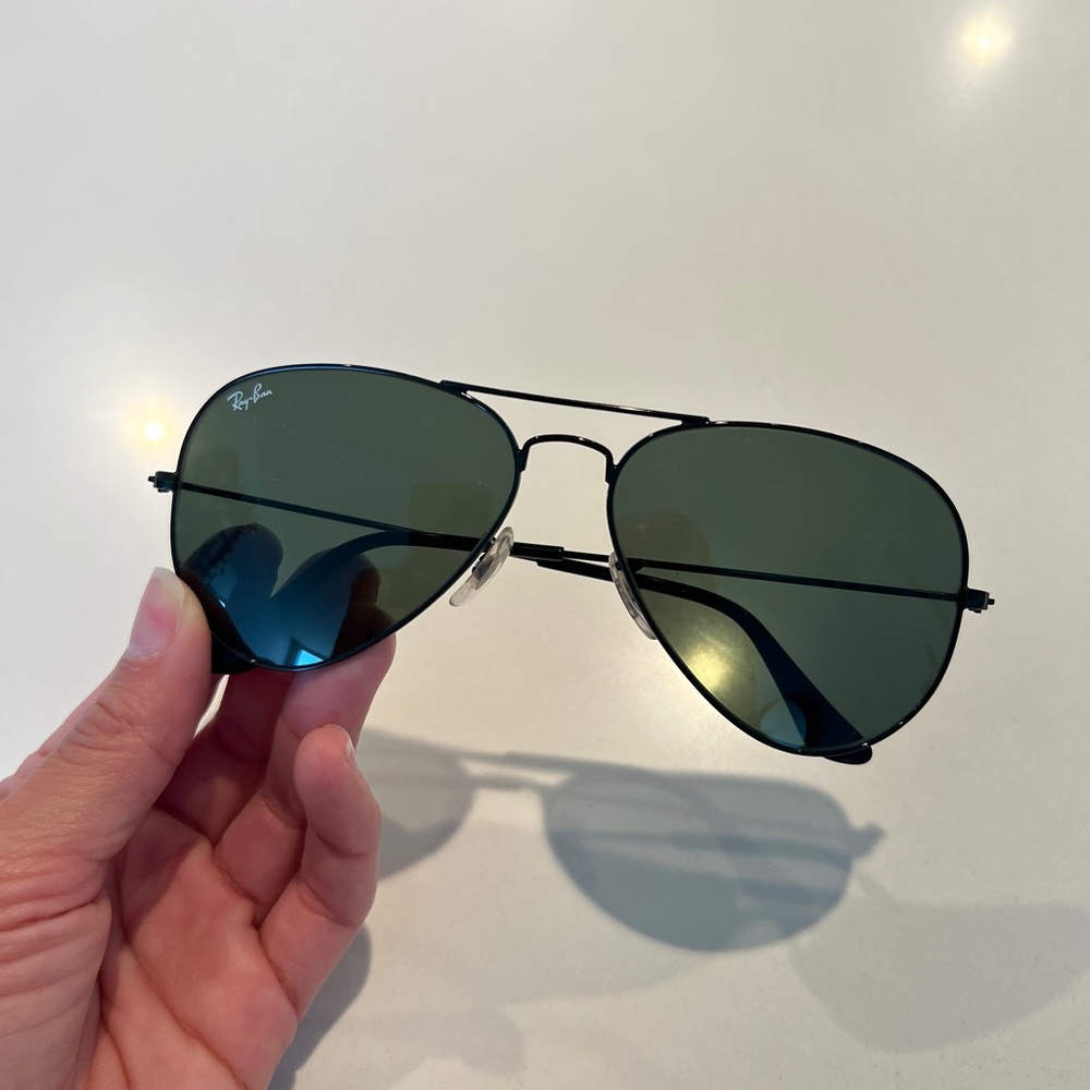Black Ray-Ban Large Aviator Glasses